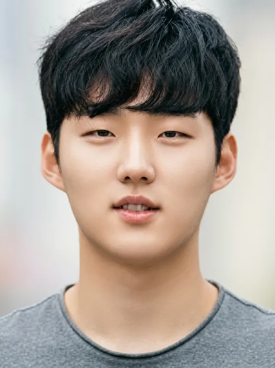 가상모델 #1409 얼굴 원본 5