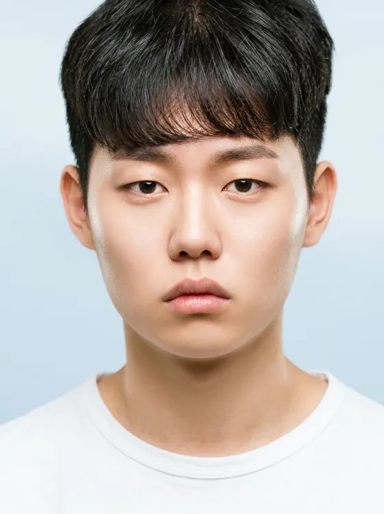 가상모델 #1412 얼굴 원본 10