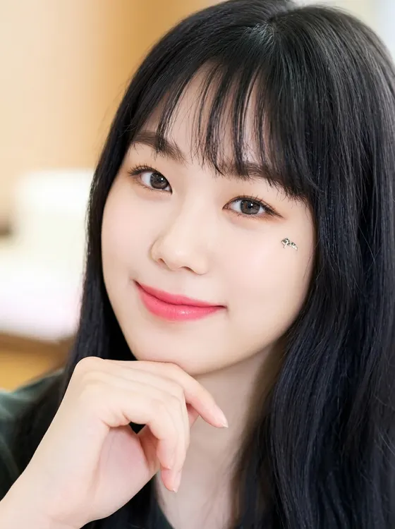 가상모델 #266 얼굴 원본 2