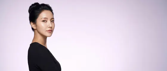 가상모델 #42 히어로 섹션 14