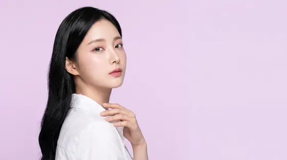 가상모델 #281 히어로 섹션 14
