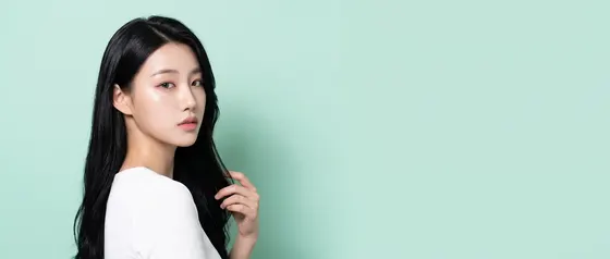 가상모델 #196 히어로 섹션 15