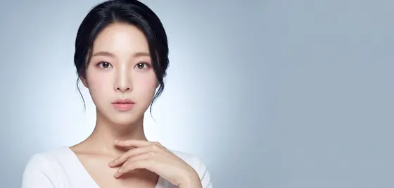 가상모델 #233 히어로 섹션 24