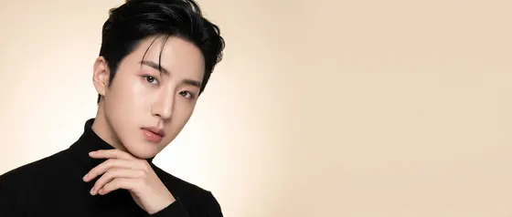 가상모델 #1435 히어로 섹션 22