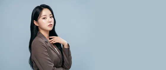 가상모델 #1377 히어로 섹션 26