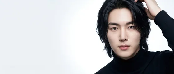 가상모델 #1444 히어로 섹션 26