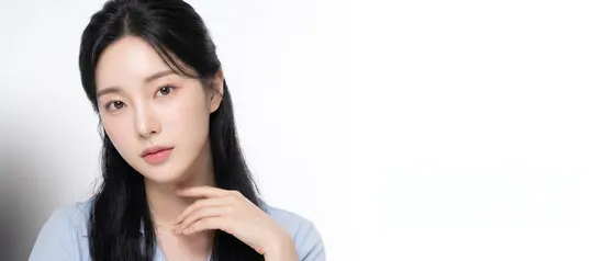 가상모델 #1368 히어로 섹션 33
