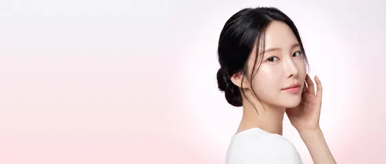 가상모델 #70 히어로 섹션 25