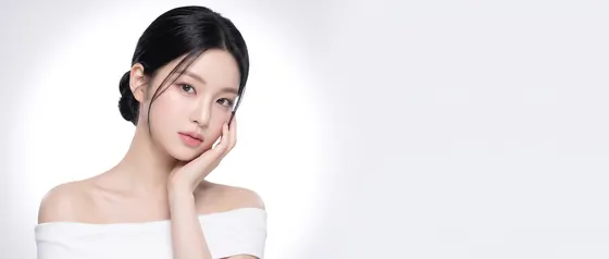 가상모델 #210 히어로 섹션 32