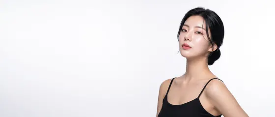 가상모델 #103 히어로 섹션 32