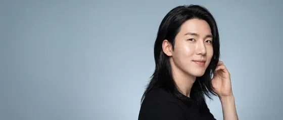 가상모델 #1408 히어로 섹션 25