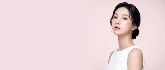 가상모델 #192 히어로 섹션 25