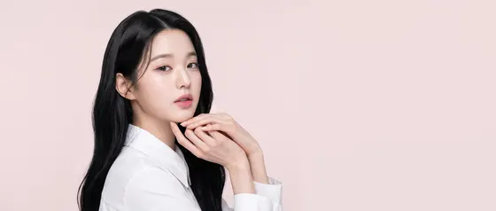 가상모델 #109 히어로 섹션 42