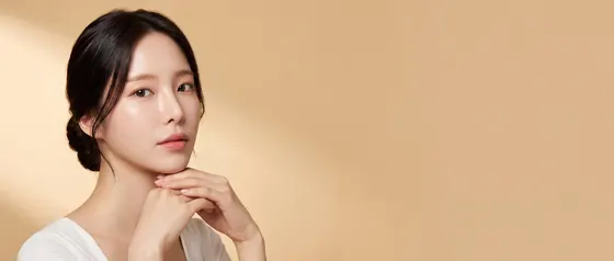 가상모델 #70 히어로 섹션 42