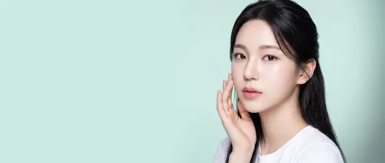 가상모델 #132 히어로 섹션 39
