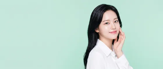 가상모델 #921 히어로 섹션 1