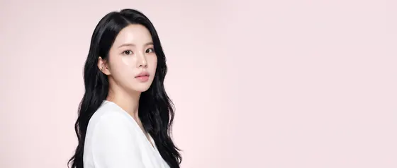 가상모델 #885 히어로 섹션 40