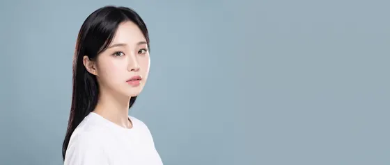 가상모델 #219 히어로 섹션 50