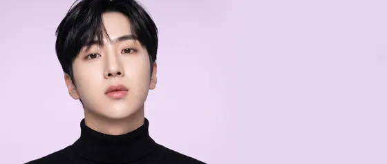 가상모델 #1435 히어로 섹션 54